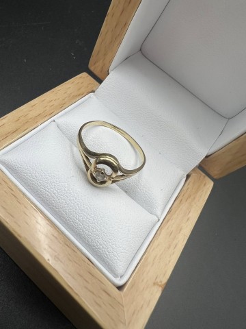 Złoty pierścionek  Pr&oacute;ba 585 Waga: 1.74 g