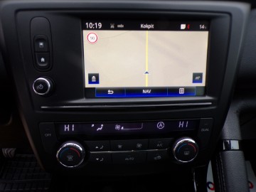 RENAULT KADJAR 1.5 DCI ALU NAVI ZAMIANA RATY