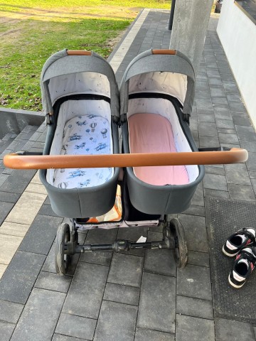 Sprzedam wozek bliźniaczy jedo duo