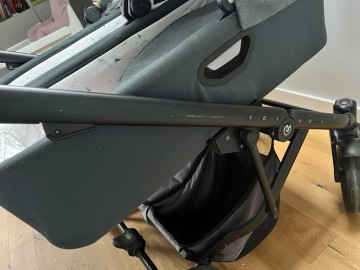 Sprzedam wozek bliźniaczy jedo duo