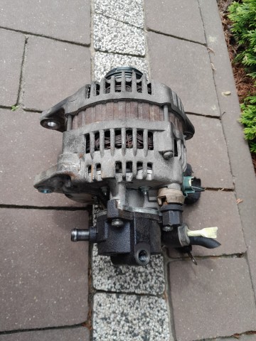 Alternator opel meriva 1,7 CDTI z pompą vacum