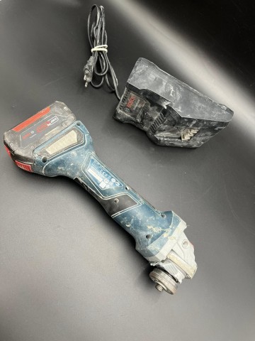 Szlifierka  kątowa Bosch GWS 180-LI 3 601 JH9 022 18V