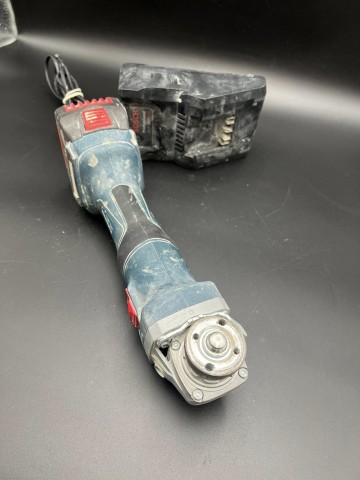 Szlifierka  kątowa Bosch GWS 180-LI 3 601 JH9 022 18V