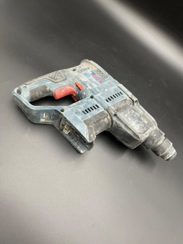 Młot akumulatorowy Bosch 18V body