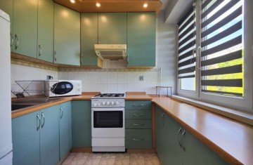 Na sprzedaż 2 pokoje w dobrej lokalizacji - V osiedle