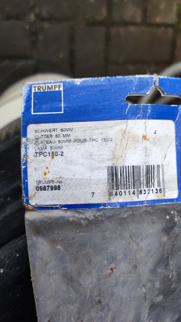 Pila do ciecia plyty warstwowej