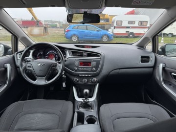 Kia Ceed 1.4 BENZYNA Klimatyzacja Ledy Podgrzewane Fotele