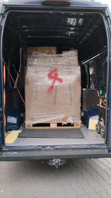 Taxi Bagażowe Przeprowadzki Tel 732 972 250