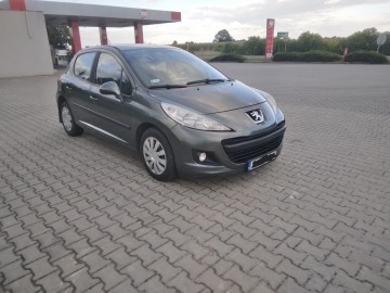 Peugeot 207 1.4 8v