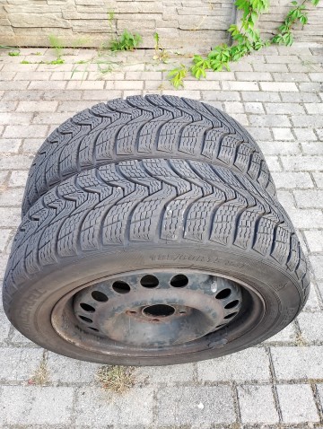 Sprzedam 2 kpl. Felg z oponami 15 zima