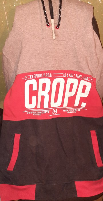 Sprzedam bluze cropp