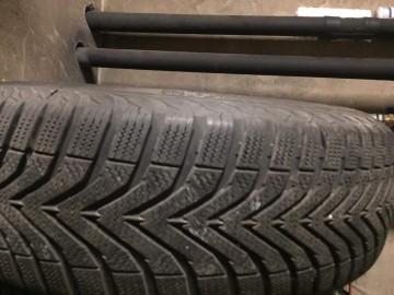 Sprzedam komplet opon zimowych z felgami stalowymi