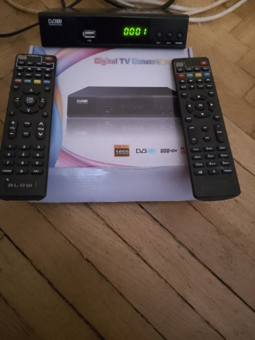 PlayStation 3 320 GB slim i tv TOSHIBA REGZA 37 Ful HD