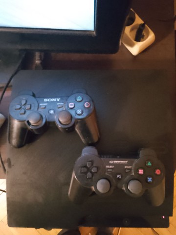 PlayStation 3 320 GB slim i tv TOSHIBA REGZA 37 Ful HD