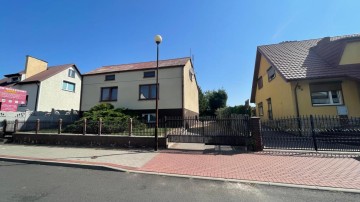 Dom wolnostojący w bliskiej okolicy jeziora i las&oacute;w-Licheń