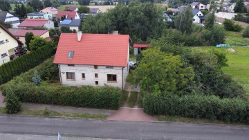 Sprzedam dom piętrowy w okolicy las&oacute;w i jezior -Wilczyn