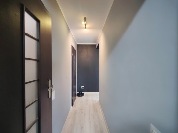 Sprzedam parterowy dom na osiedlu pod miastem