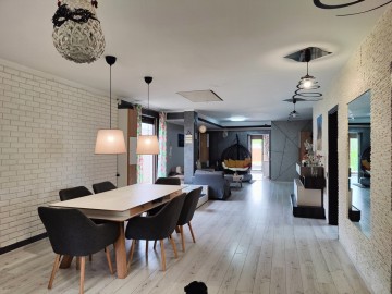 Sprzedam parterowy dom na osiedlu pod miastem