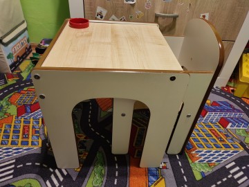 Stolik i krzesełko