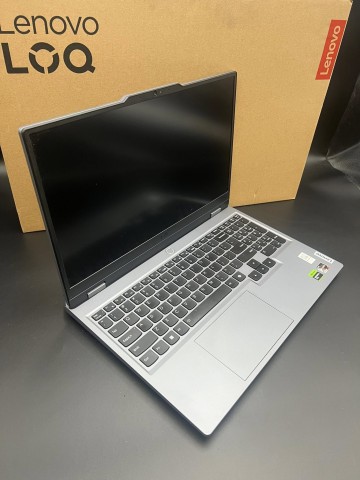 Laptop LENOVO LOQ 15ARP9 15,6" 16/500 GB