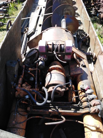 urządzenie do przewiert&oacute;w poziomych