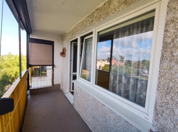 Rozkładowe, 3 pok. mieszkanie, duży balkon, 2 piętro