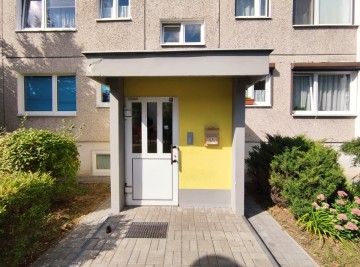 Rozkładowe, 3 pok. mieszkanie, duży balkon, 2 piętro