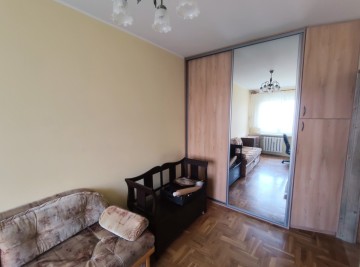 Rozkładowe, 3 pok. mieszkanie, duży balkon, 2 piętro