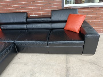 Sprzedam narożnik ze sk&oacute;ry