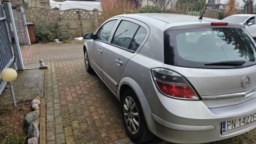 Opel Astra H 1.8 140 km hatchback Enjoy