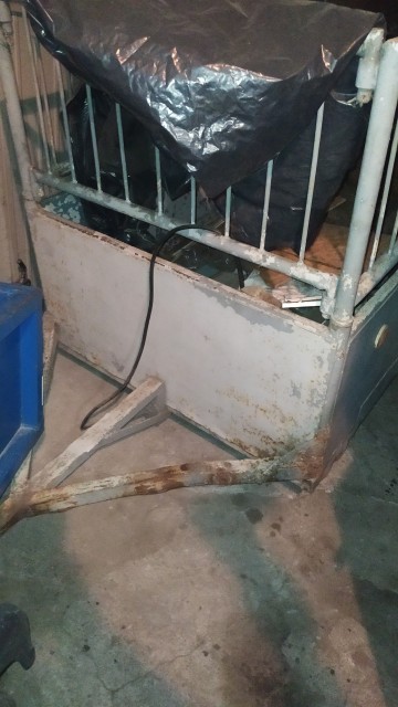 Sprzedam rozrzutnik oraz dwuk&oacute;łkę.