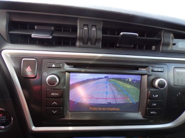 TOYOTA AURIS  2.0 D4D SK&Oacute;RA ALU NAVI KAMERA HAK ZAMIANA