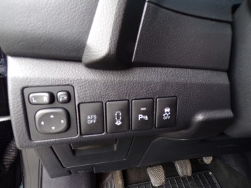 TOYOTA AURIS  2.0 D4D SK&Oacute;RA ALU NAVI KAMERA HAK ZAMIANA