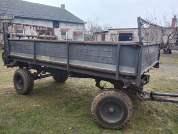 Sprzedam rozrzutnik obornika