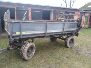 Sprzedam rozrzutnik obornika