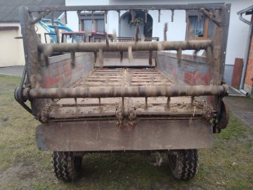 Sprzedam rozrzutnik obornika