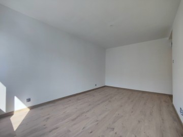 Sprzedam 2 pokoje po remoncie, na 2 piętrze ul. 11 Listopada