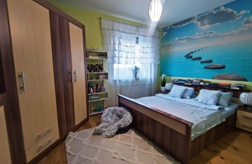 Oszczędny w eksploatacji dom, dwa garaże, duża, zagospodarow ...