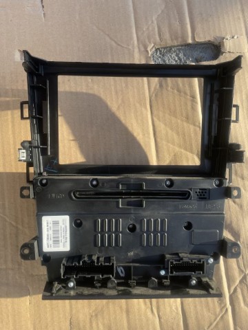 PANEL NAWIEWU,KLIMATYZACJI,RAMKA RADIA FORD MONDEO MK5