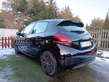 Peugeot 208 2016r. 1,6 BlueHDi Nowy rozrząd!