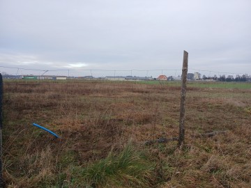 Sprzedam działkę Police Średnie