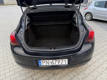 Opel Astra J cosmo