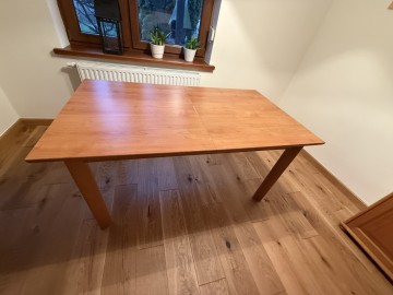 Sprzedam st&oacute;ł