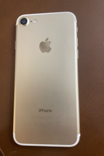 Okazja - sprzedam iPhone 7