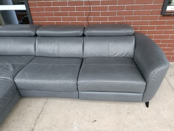 Sprzedam narożnik ze sk&oacute;ry