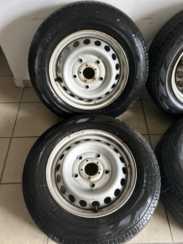 Sprzedam koła felgi stalowe Ford transit 215/65/16c