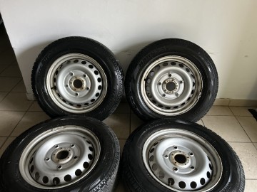 Sprzedam koła felgi stalowe Ford transit 215/65/16c