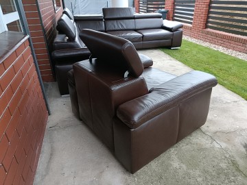 Sprzedam narożnik plus fotel ze sk&oacute;ry