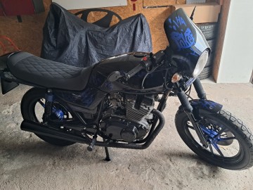 Piekny gsx400