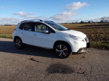 PEUGEOT 2008 1.6 BENZ SK&Oacute;RA ALU NAVI HROM ZAMIANA